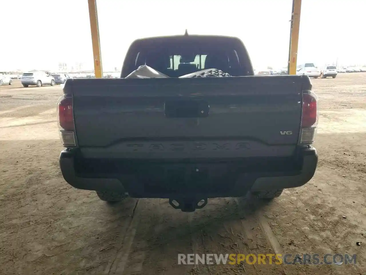 6 Photograph of a damaged car 5TFAZ5CN6MX099564 TOYOTA TACOMA 2021