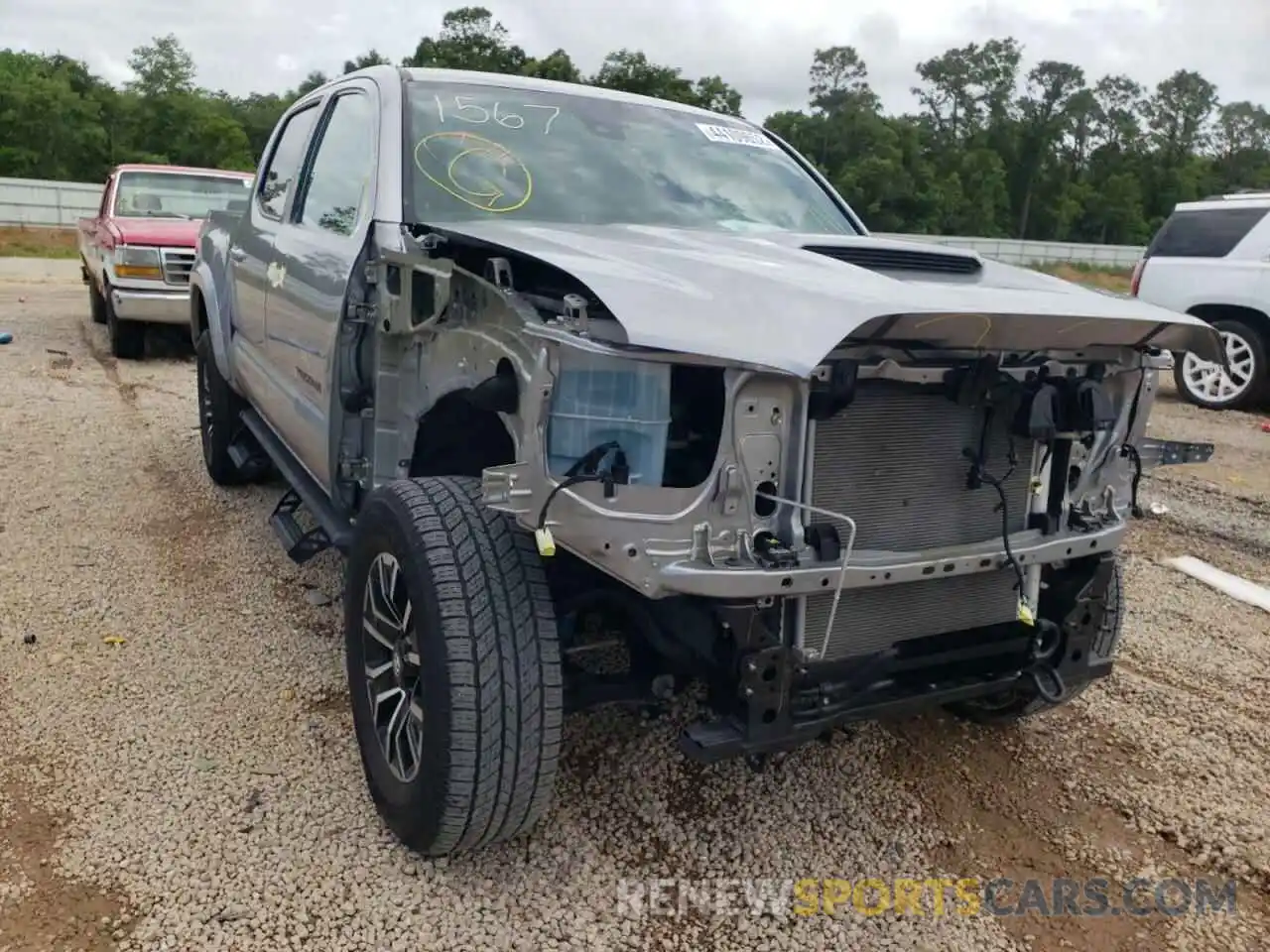 1 Photograph of a damaged car 5TFAZ5CN6MX099645 TOYOTA TACOMA 2021