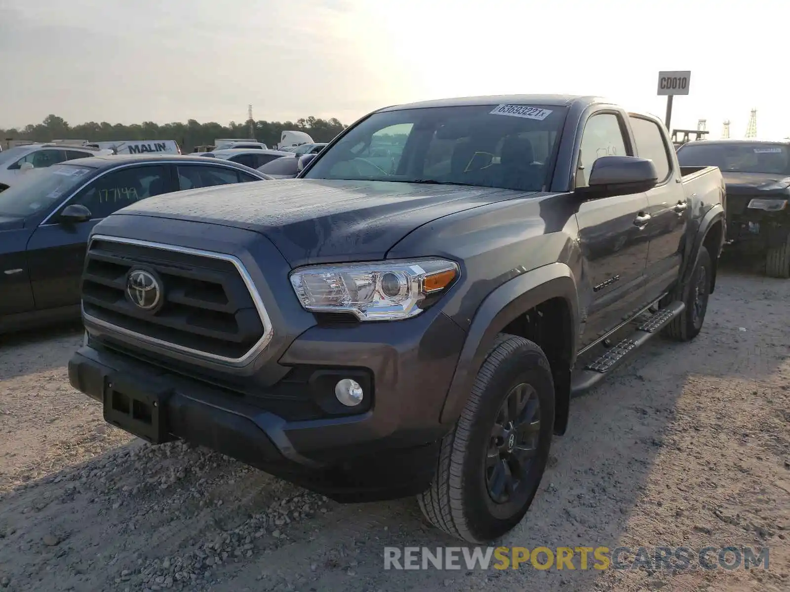 2 Photograph of a damaged car 5TFAZ5CN6MX105511 TOYOTA TACOMA 2021