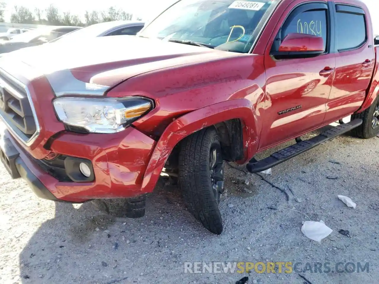 9 Photograph of a damaged car 5TFAZ5CN6MX105959 TOYOTA TACOMA 2021