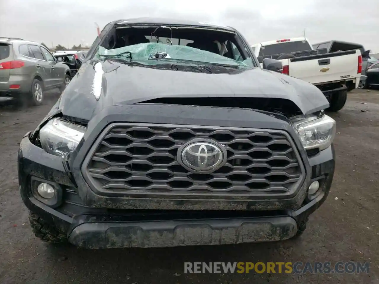 5 Photograph of a damaged car 5TFAZ5CN6MX108280 TOYOTA TACOMA 2021