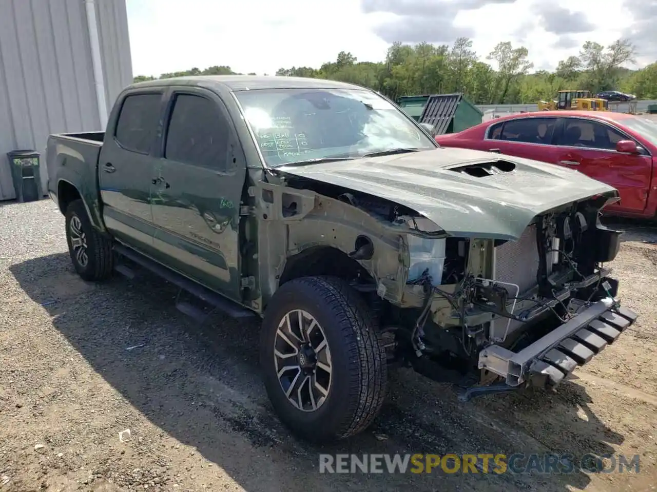 1 Photograph of a damaged car 5TFAZ5CN6MX111180 TOYOTA TACOMA 2021