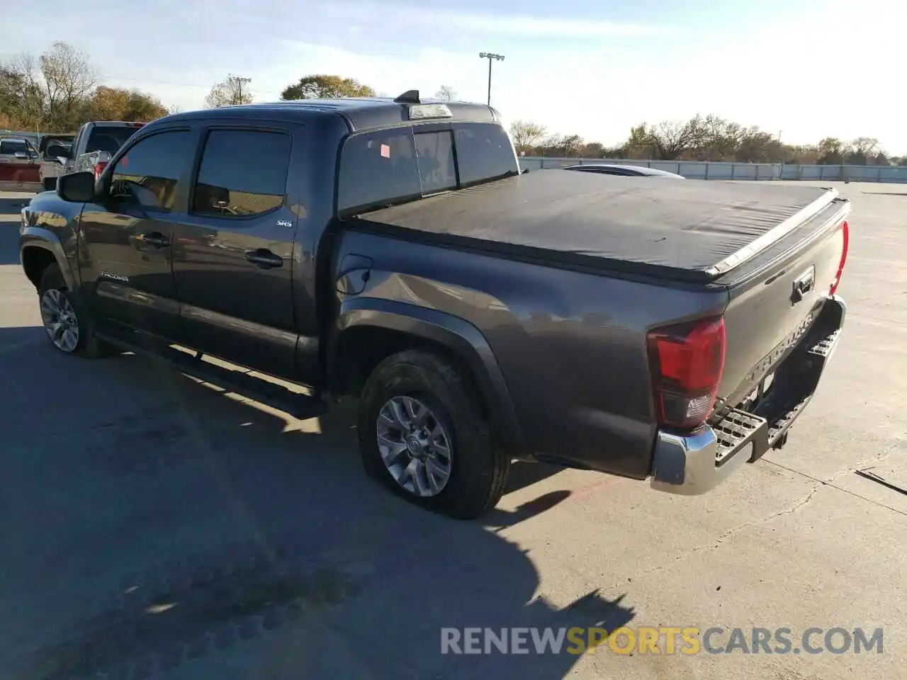 3 Photograph of a damaged car 5TFAZ5CN7JX062678 TOYOTA TACOMA 2021