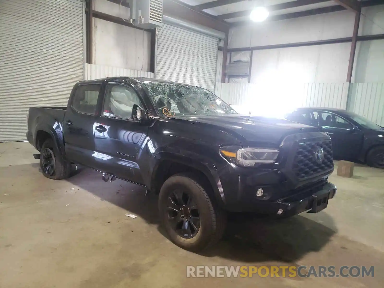 1 Photograph of a damaged car 5TFAZ5CN7MX095667 TOYOTA TACOMA 2021