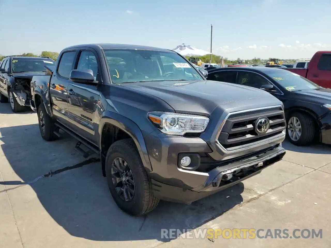 1 Photograph of a damaged car 5TFAZ5CN7MX097435 TOYOTA TACOMA 2021