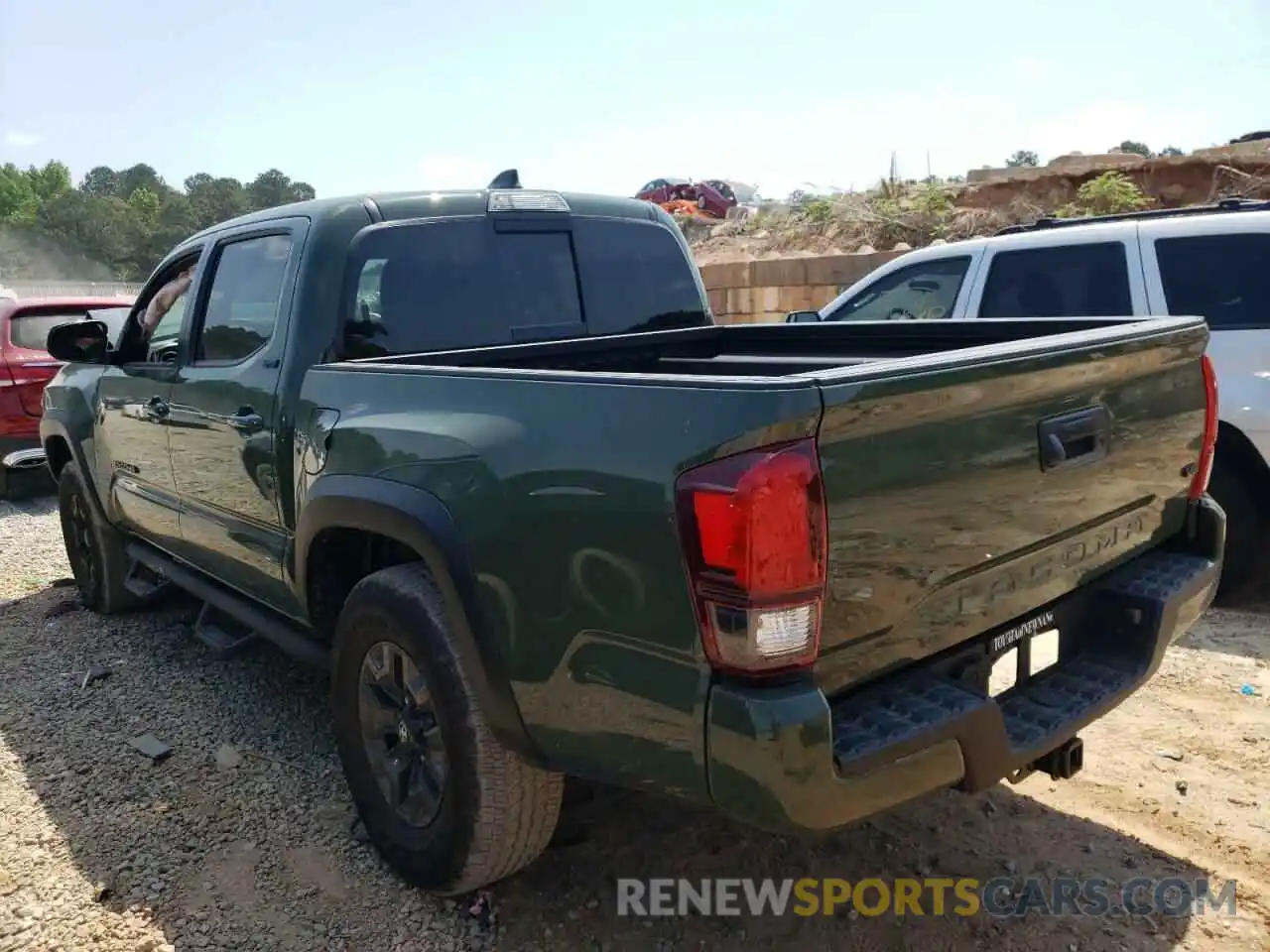 3 Photograph of a damaged car 5TFAZ5CN7MX100334 TOYOTA TACOMA 2021