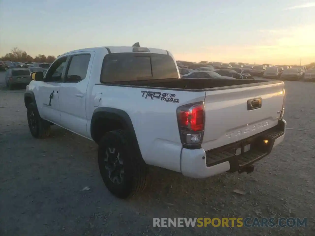 3 Photograph of a damaged car 5TFAZ5CN7MX101192 TOYOTA TACOMA 2021