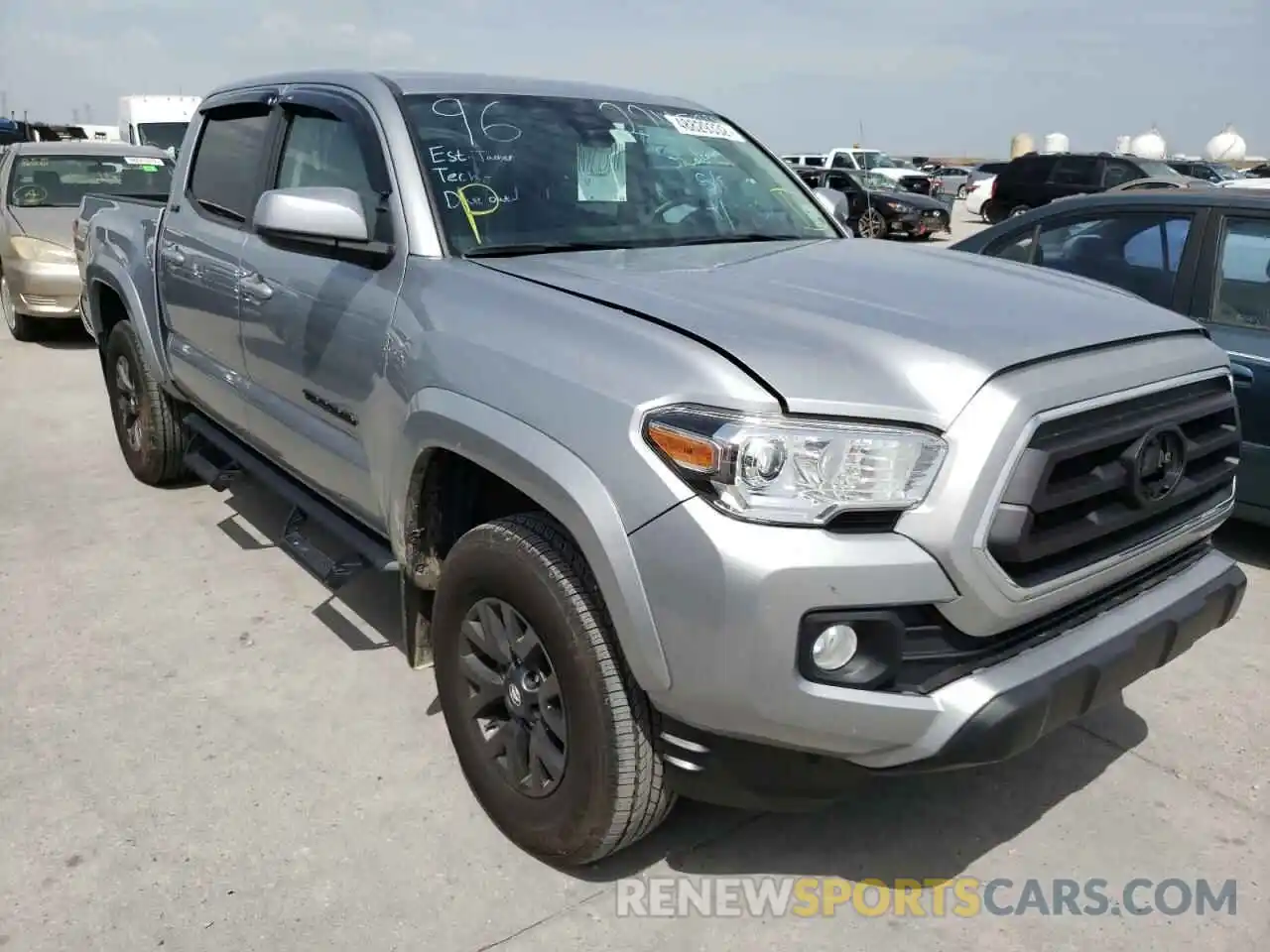 1 Фотография поврежденного автомобиля 5TFAZ5CN7MX105551 TOYOTA TACOMA 2021