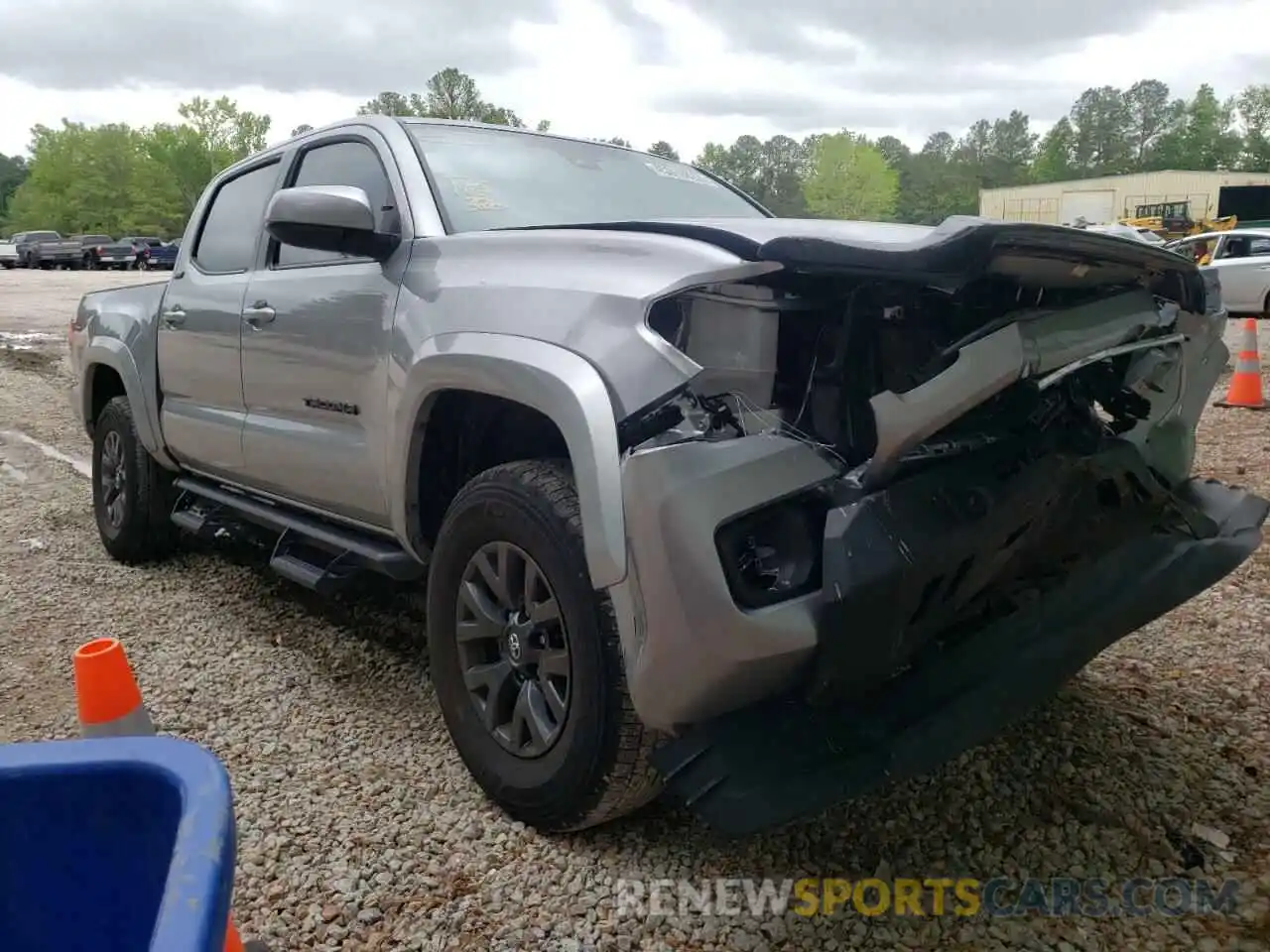 1 Photograph of a damaged car 5TFAZ5CN7MX109955 TOYOTA TACOMA 2021