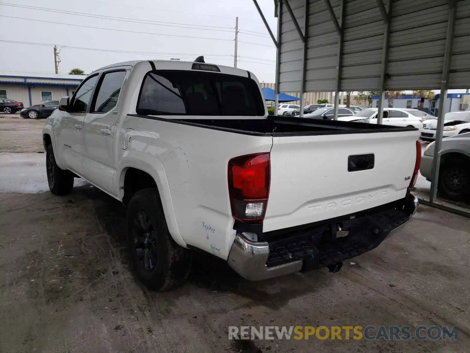 3 Photograph of a damaged car 5TFAZ5CN7MX110331 TOYOTA TACOMA 2021