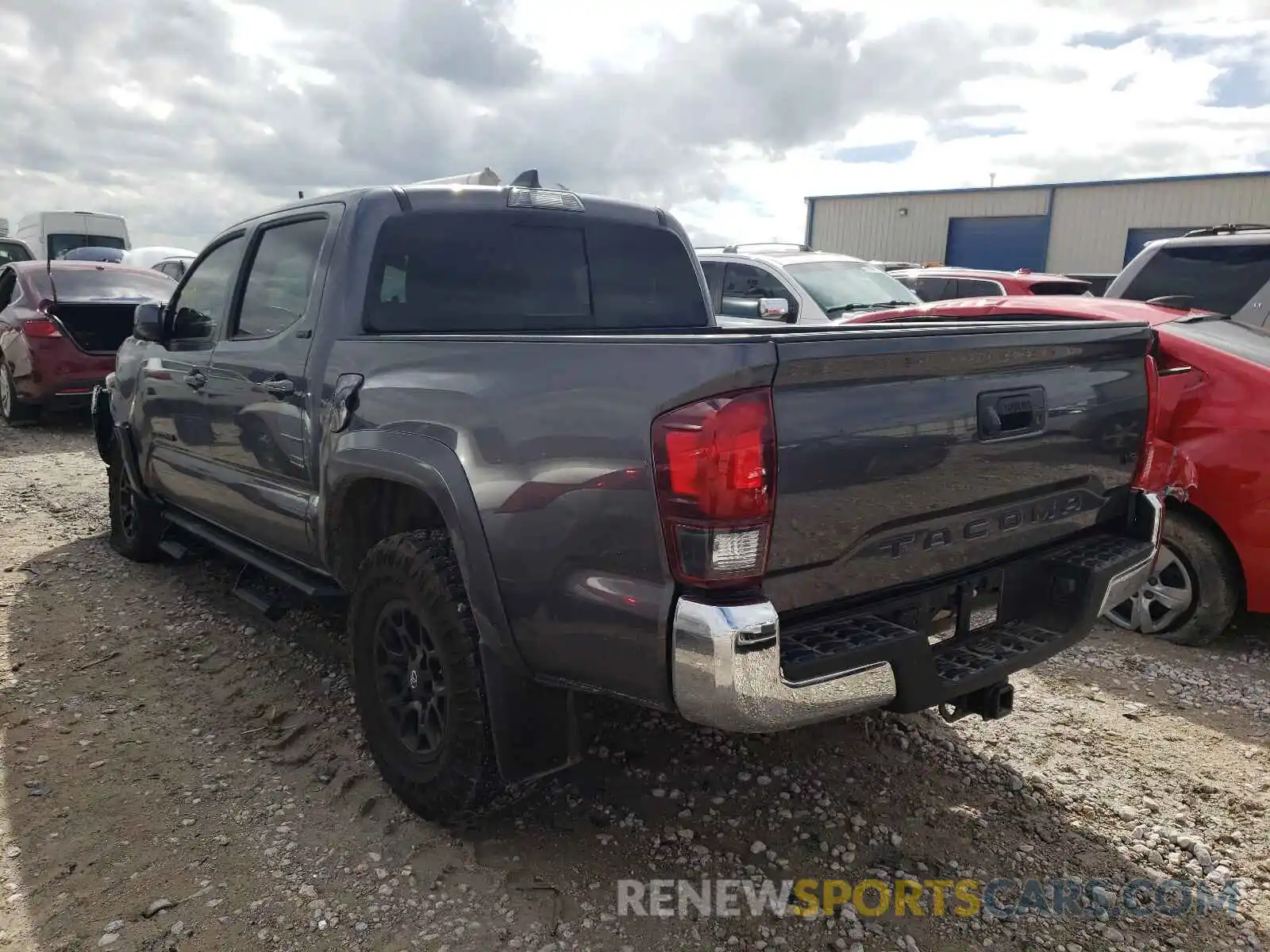 3 Photograph of a damaged car 5TFAZ5CN7MX113505 TOYOTA TACOMA 2021