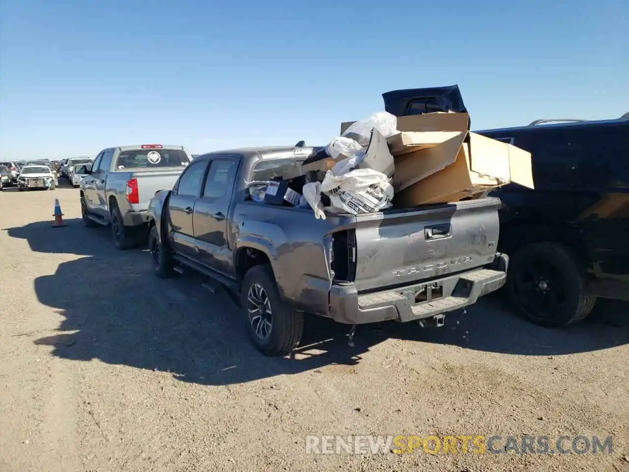 3 Photograph of a damaged car 5TFAZ5CN8MX095225 TOYOTA TACOMA 2021