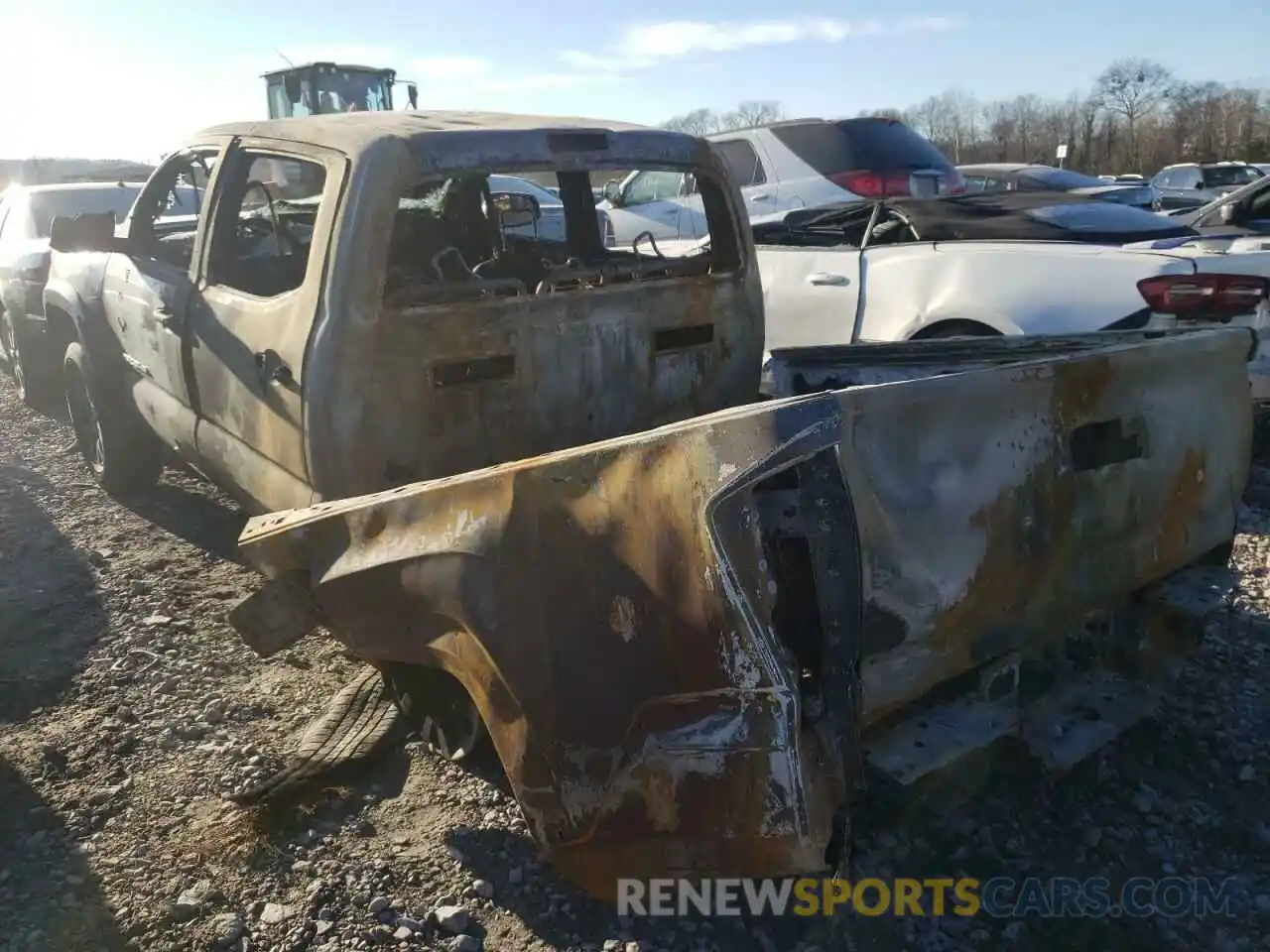 3 Photograph of a damaged car 5TFAZ5CN8MX096262 TOYOTA TACOMA 2021