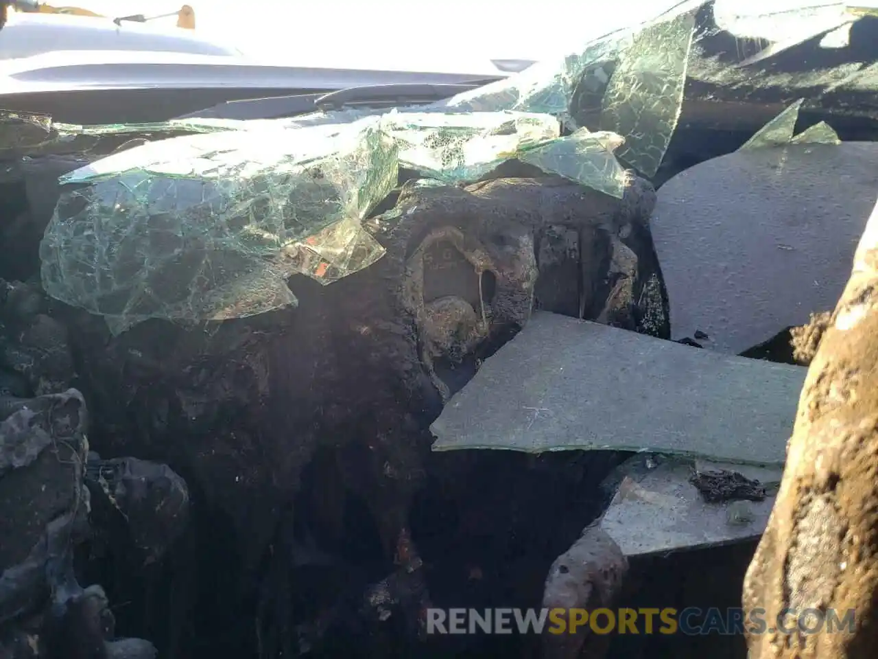 8 Photograph of a damaged car 5TFAZ5CN8MX096262 TOYOTA TACOMA 2021