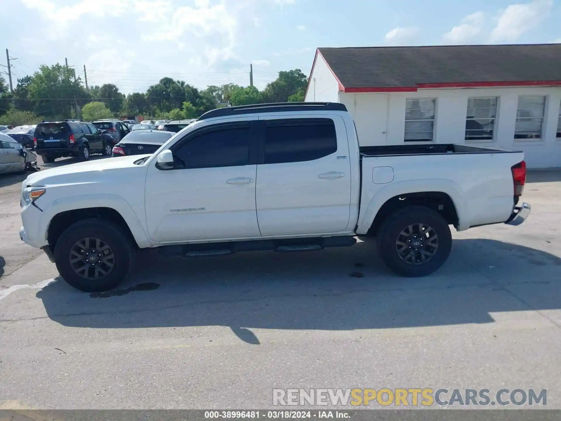 14 Photograph of a damaged car 5TFAZ5CN8MX096813 TOYOTA TACOMA 2021