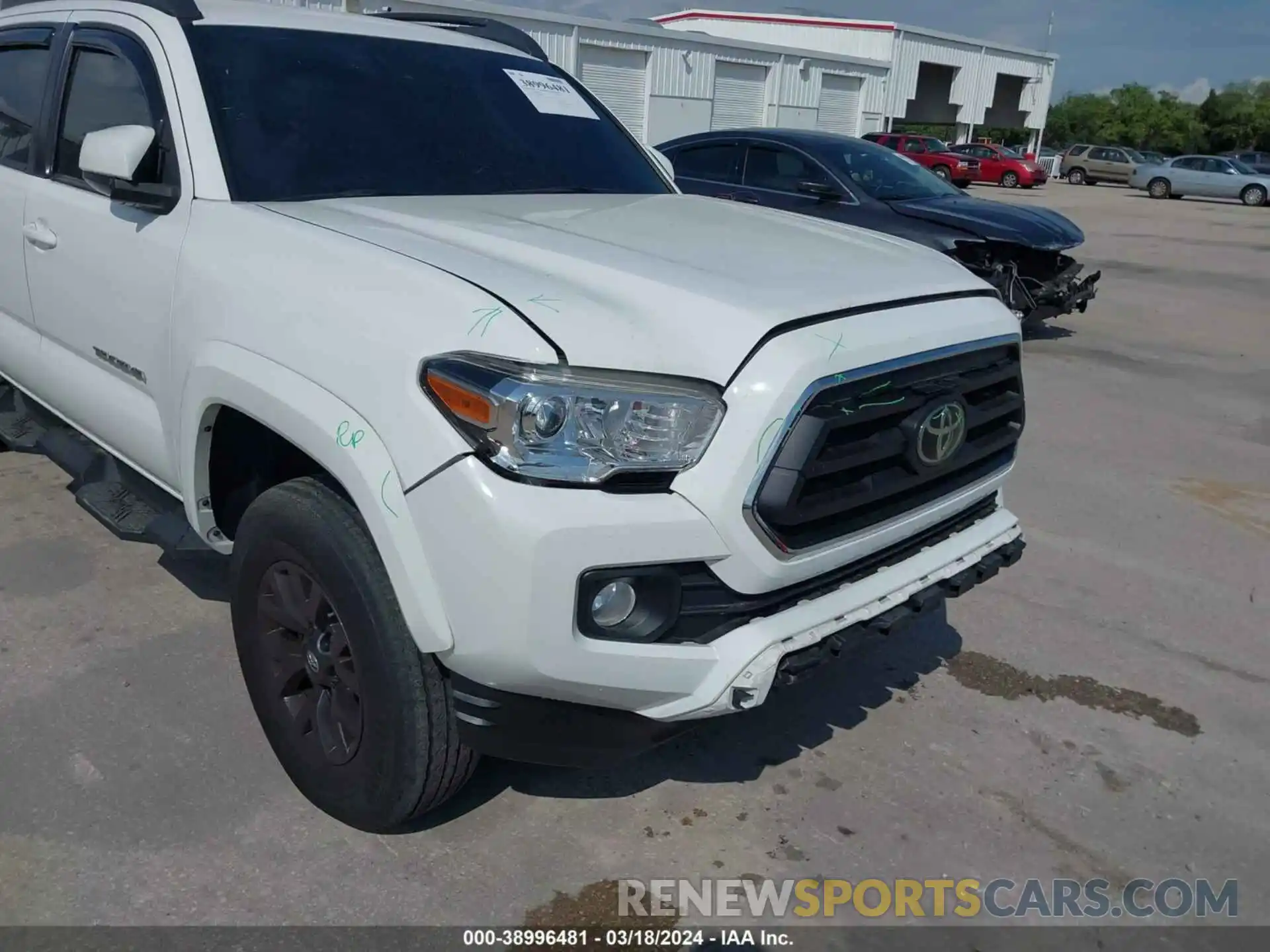 17 Фотография поврежденного автомобиля 5TFAZ5CN8MX096813 TOYOTA TACOMA 2021