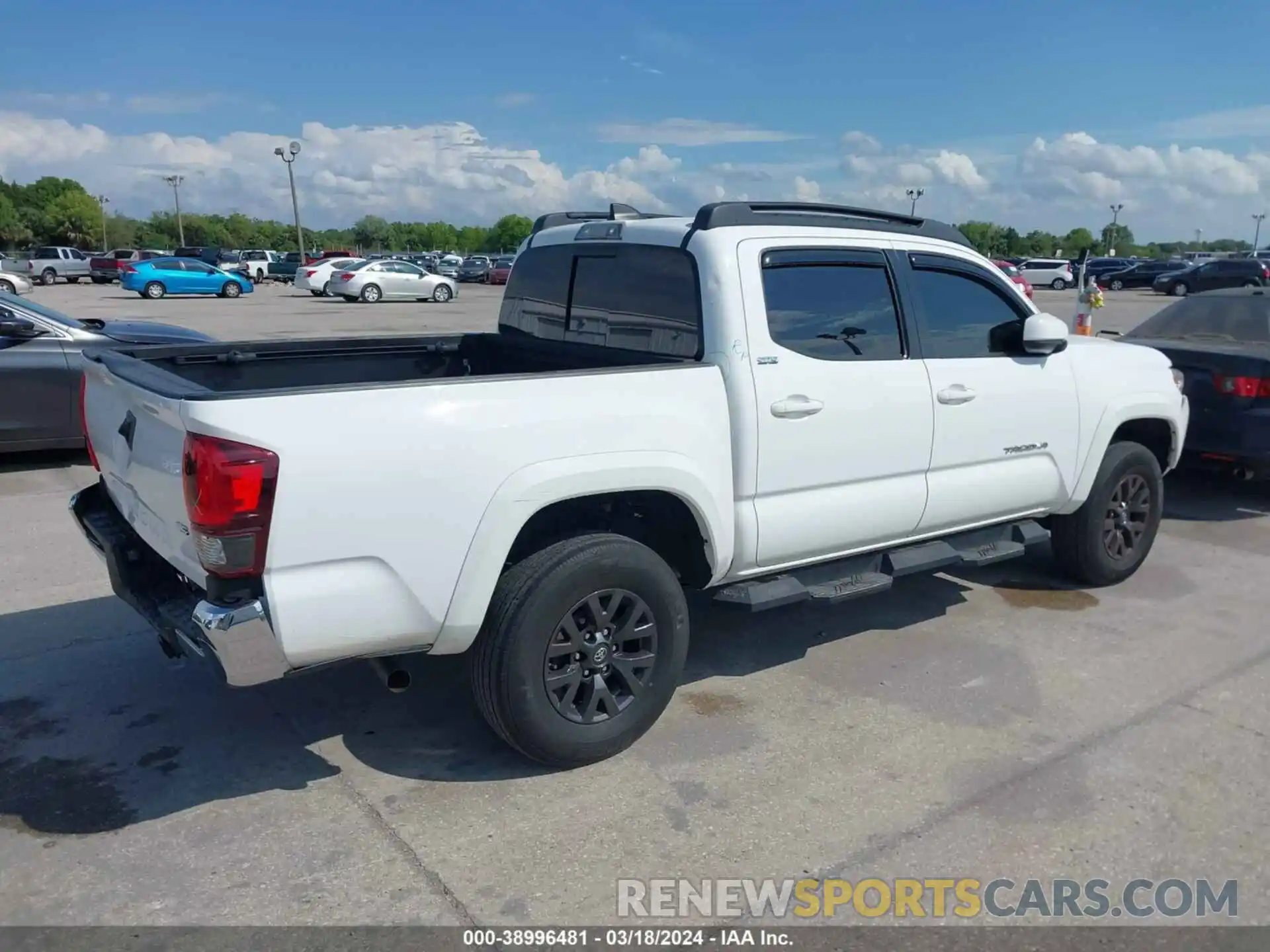 4 Фотография поврежденного автомобиля 5TFAZ5CN8MX096813 TOYOTA TACOMA 2021