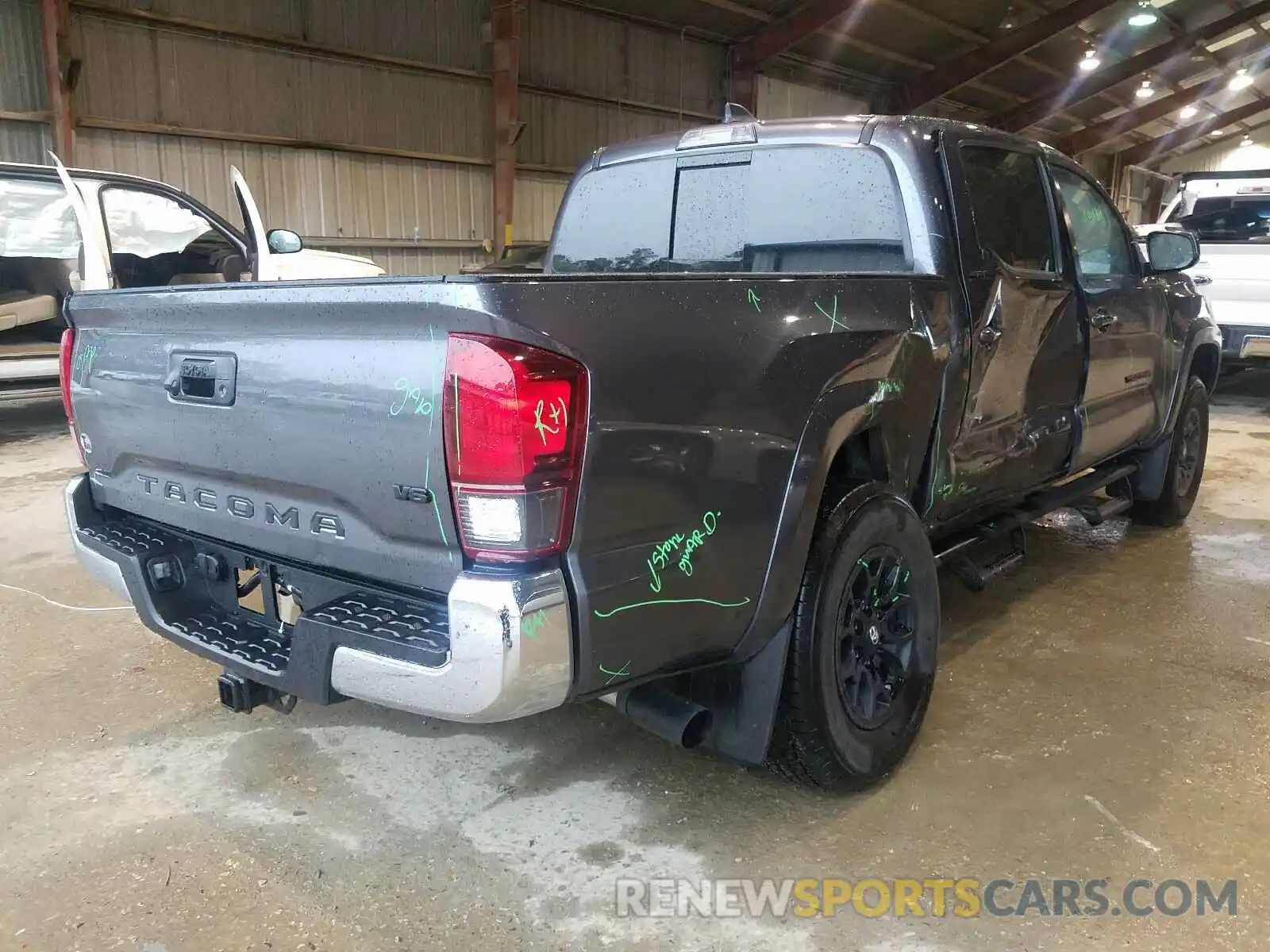 4 Photograph of a damaged car 5TFAZ5CN8MX097458 TOYOTA TACOMA 2021