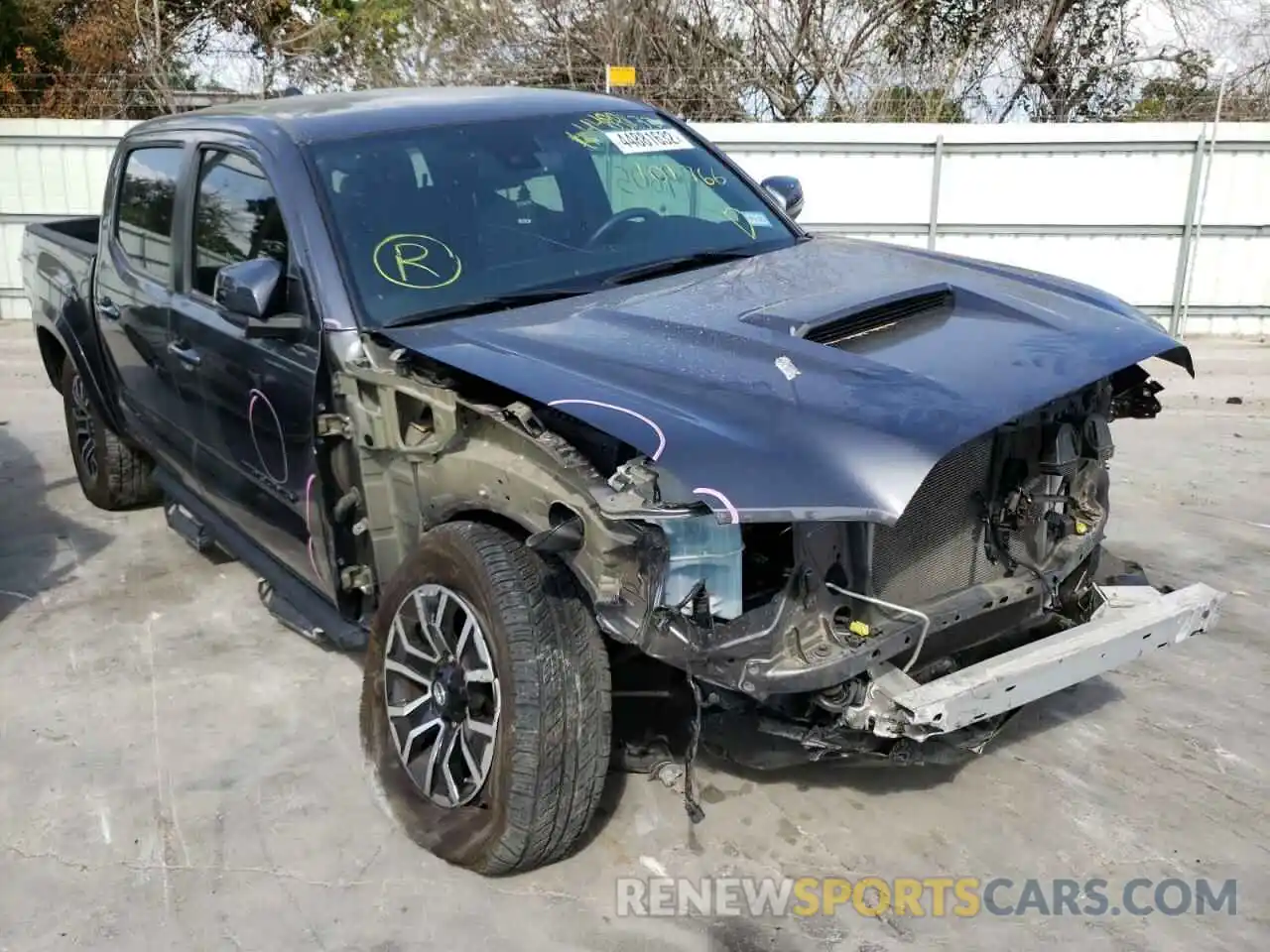 1 Photograph of a damaged car 5TFAZ5CN8MX101766 TOYOTA TACOMA 2021