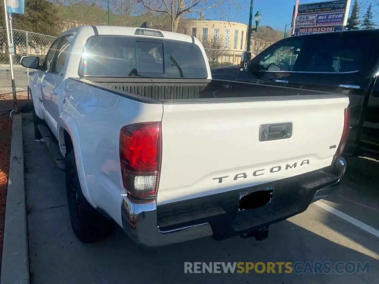 3 Photograph of a damaged car 5TFAZ5CN8MX105798 TOYOTA TACOMA 2021