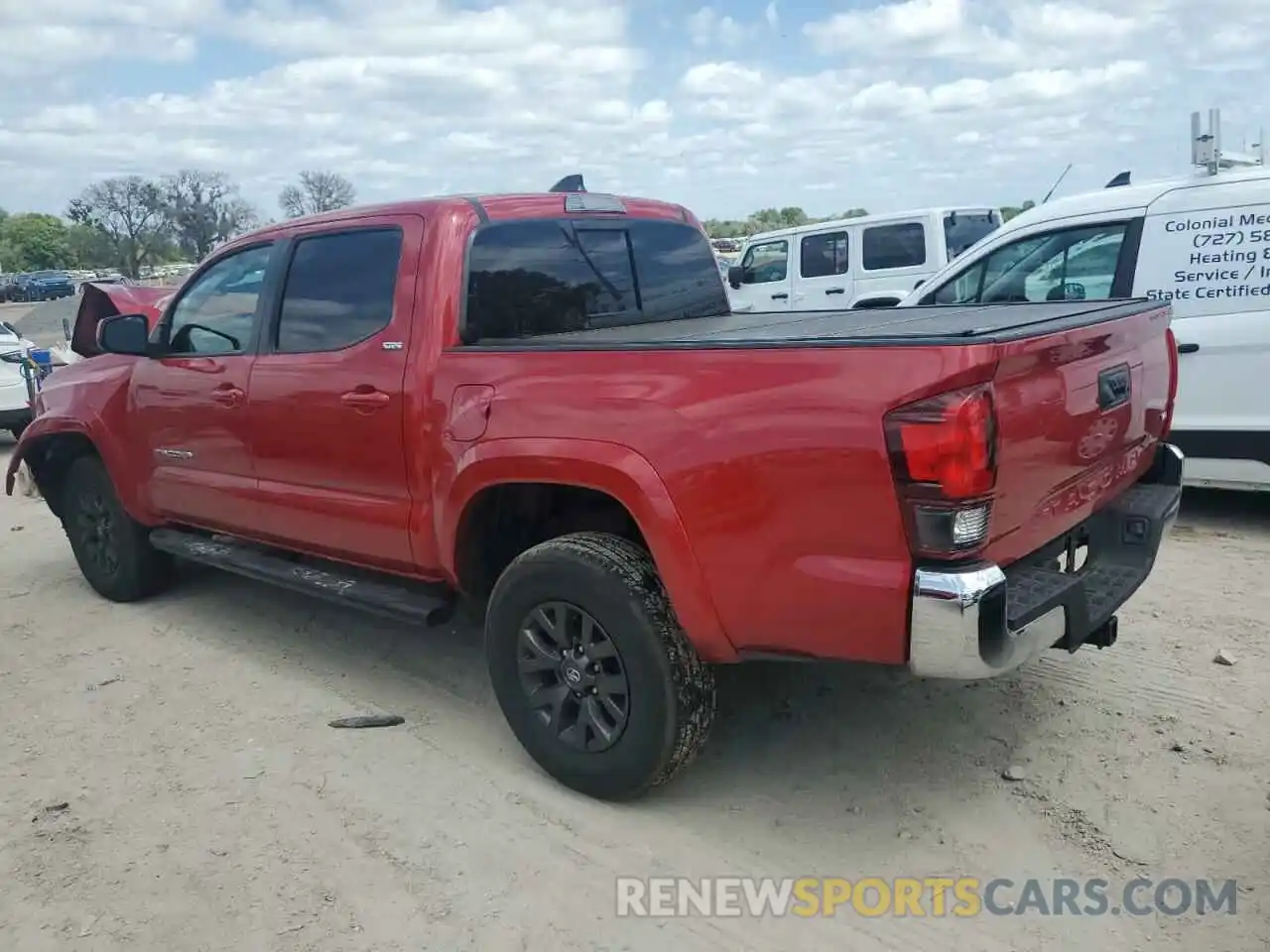 2 Photograph of a damaged car 5TFAZ5CN8MX109026 TOYOTA TACOMA 2021