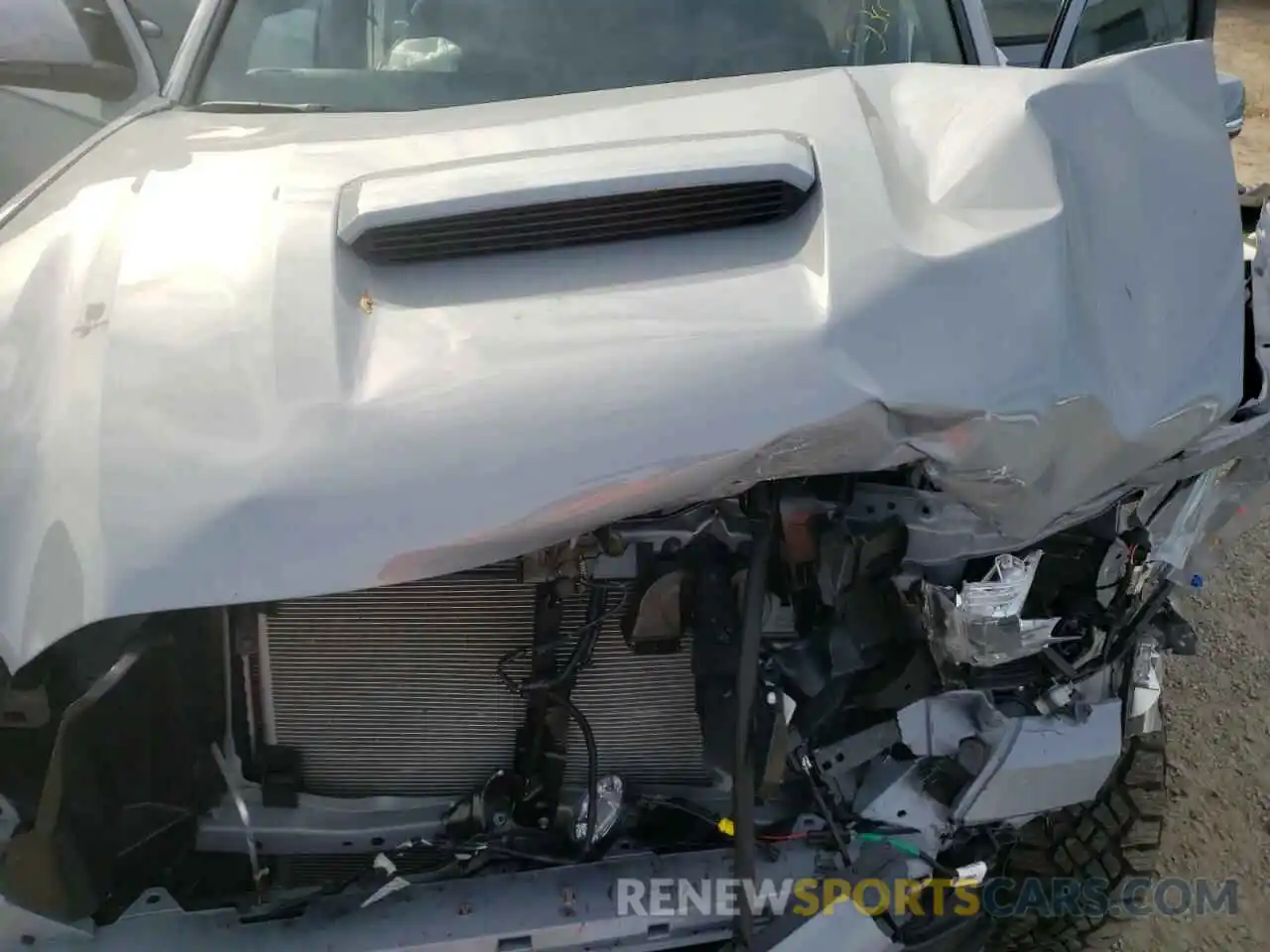 7 Photograph of a damaged car 5TFAZ5CN8MX114114 TOYOTA TACOMA 2021