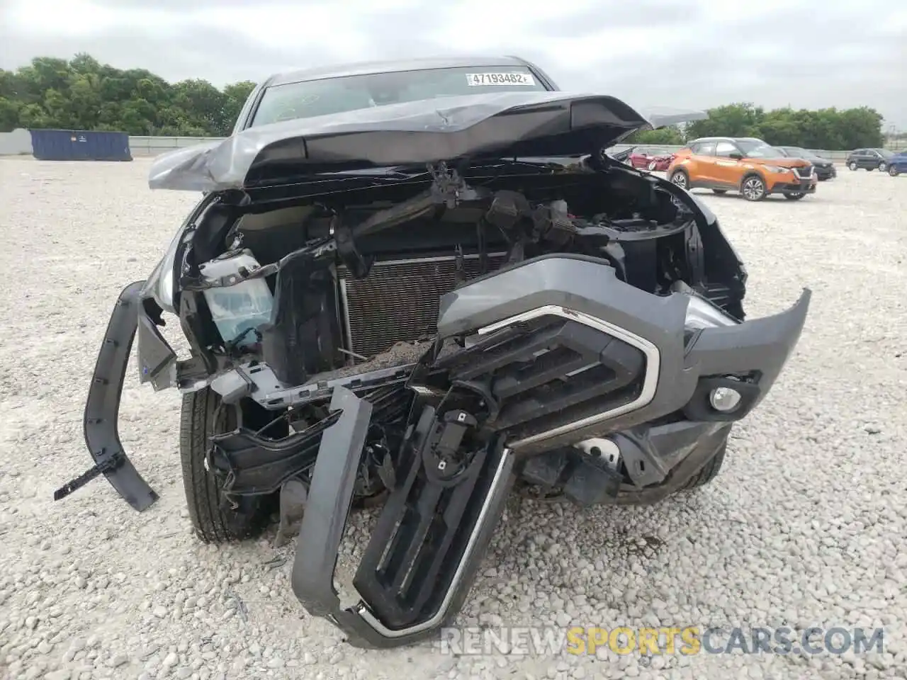 9 Photograph of a damaged car 5TFAZ5CN8MX115862 TOYOTA TACOMA 2021