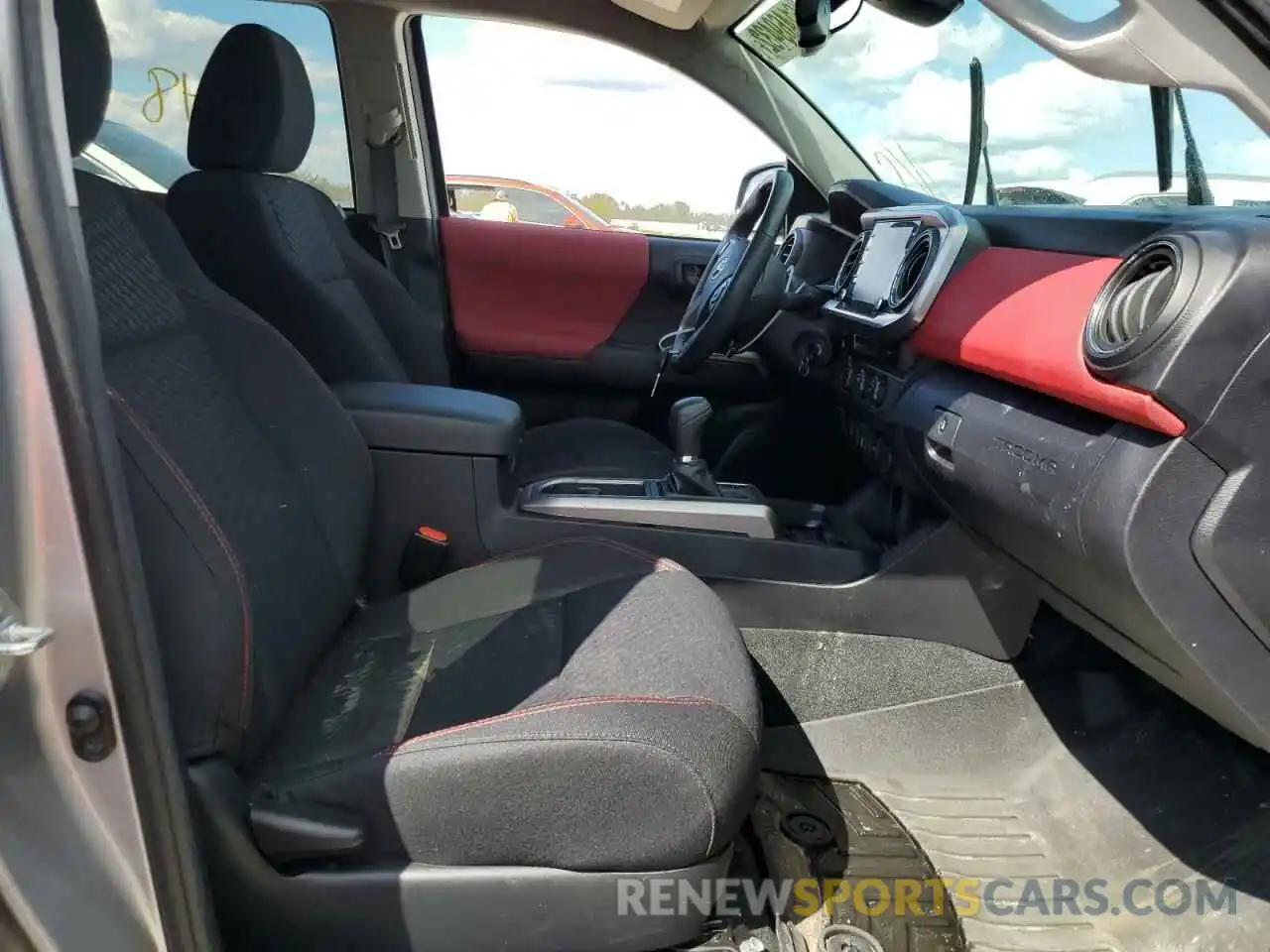 5 Photograph of a damaged car 5TFAZ5CN8MX116025 TOYOTA TACOMA 2021