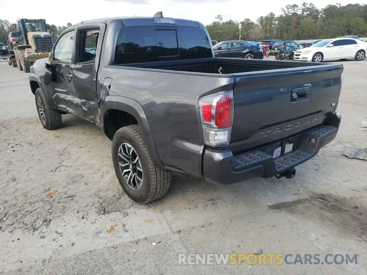 3 Photograph of a damaged car 5TFAZ5CN9MX100786 TOYOTA TACOMA 2021