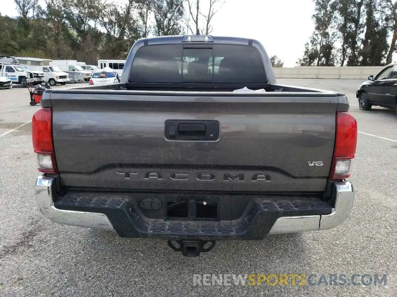 6 Photograph of a damaged car 5TFAZ5CN9MX105695 TOYOTA TACOMA 2021