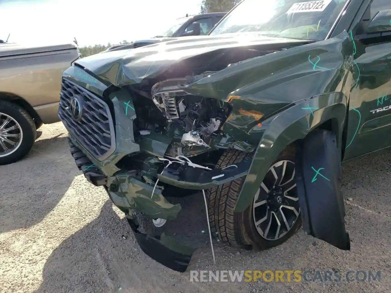 9 Photograph of a damaged car 5TFAZ5CN9MX111206 TOYOTA TACOMA 2021