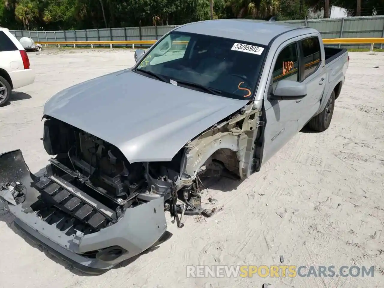 2 Photograph of a damaged car 5TFAZ5CNXMX095257 TOYOTA TACOMA 2021