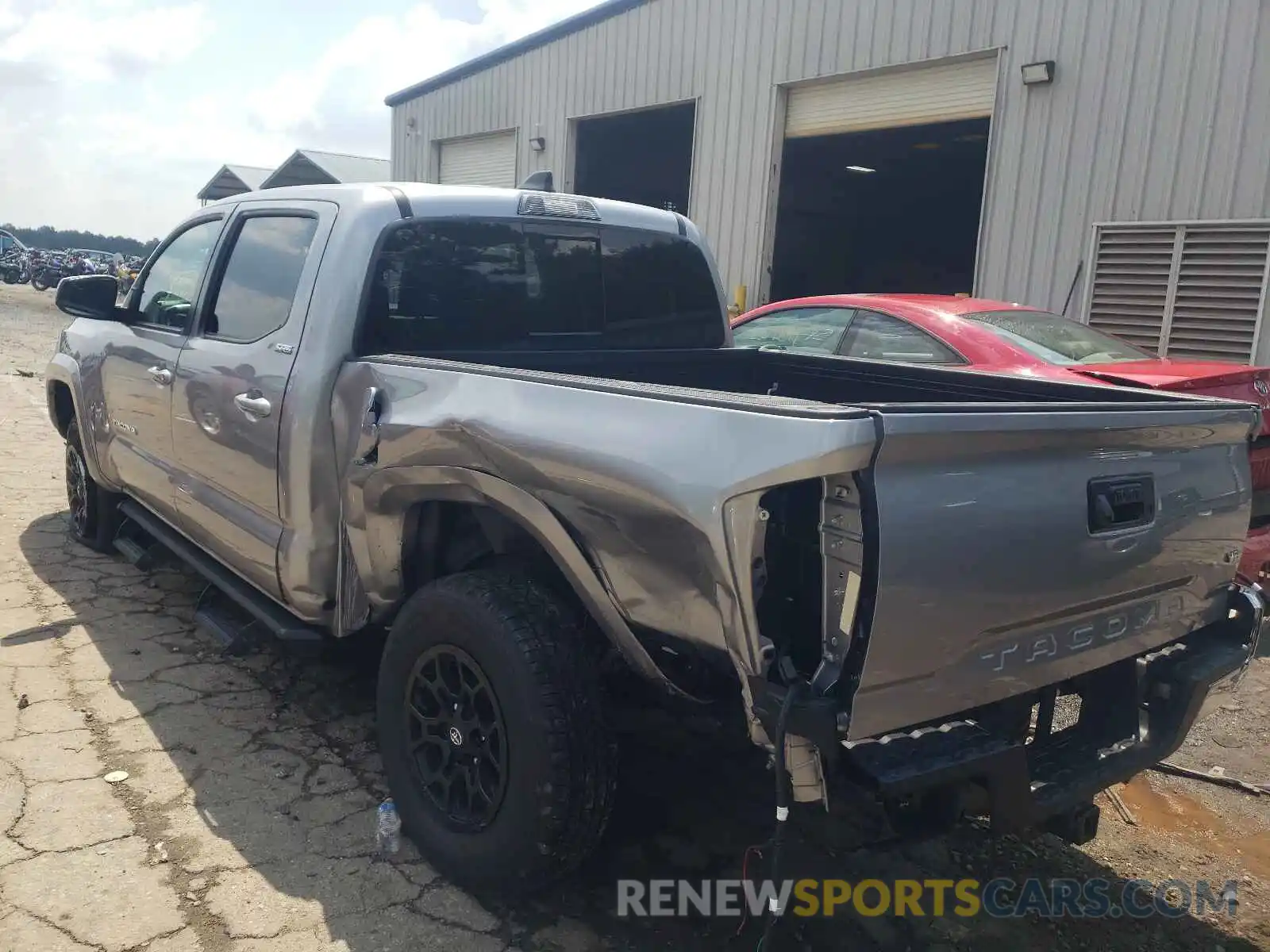 3 Photograph of a damaged car 5TFAZ5CNXMX103485 TOYOTA TACOMA 2021