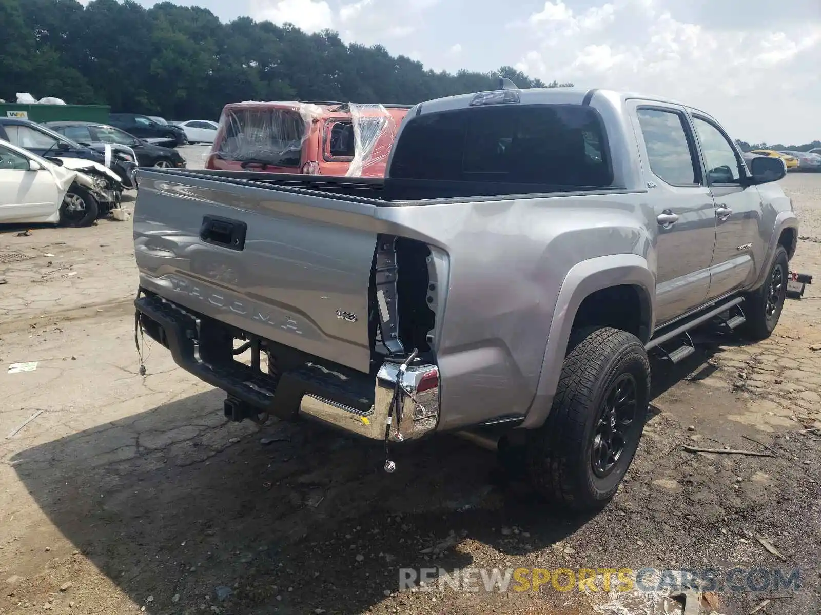 4 Фотография поврежденного автомобиля 5TFAZ5CNXMX103485 TOYOTA TACOMA 2021