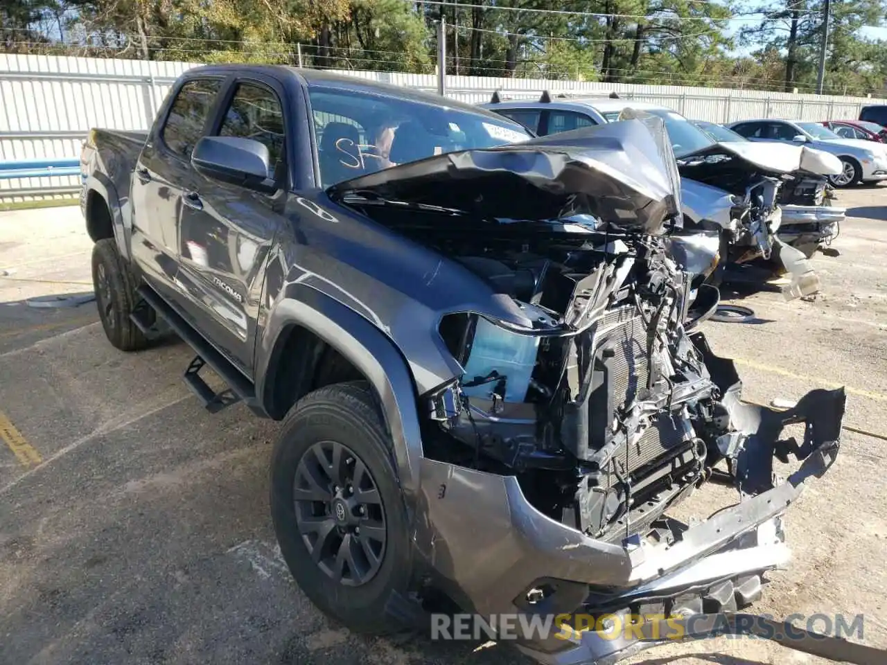 1 Photograph of a damaged car 5TFAZ5CNXMX105026 TOYOTA TACOMA 2021