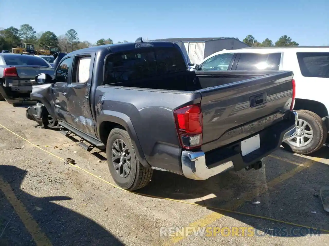 3 Photograph of a damaged car 5TFAZ5CNXMX105026 TOYOTA TACOMA 2021