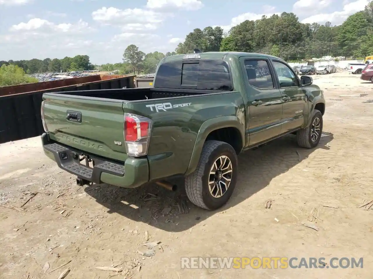 4 Photograph of a damaged car 5TFAZ5CNXMX106032 TOYOTA TACOMA 2021