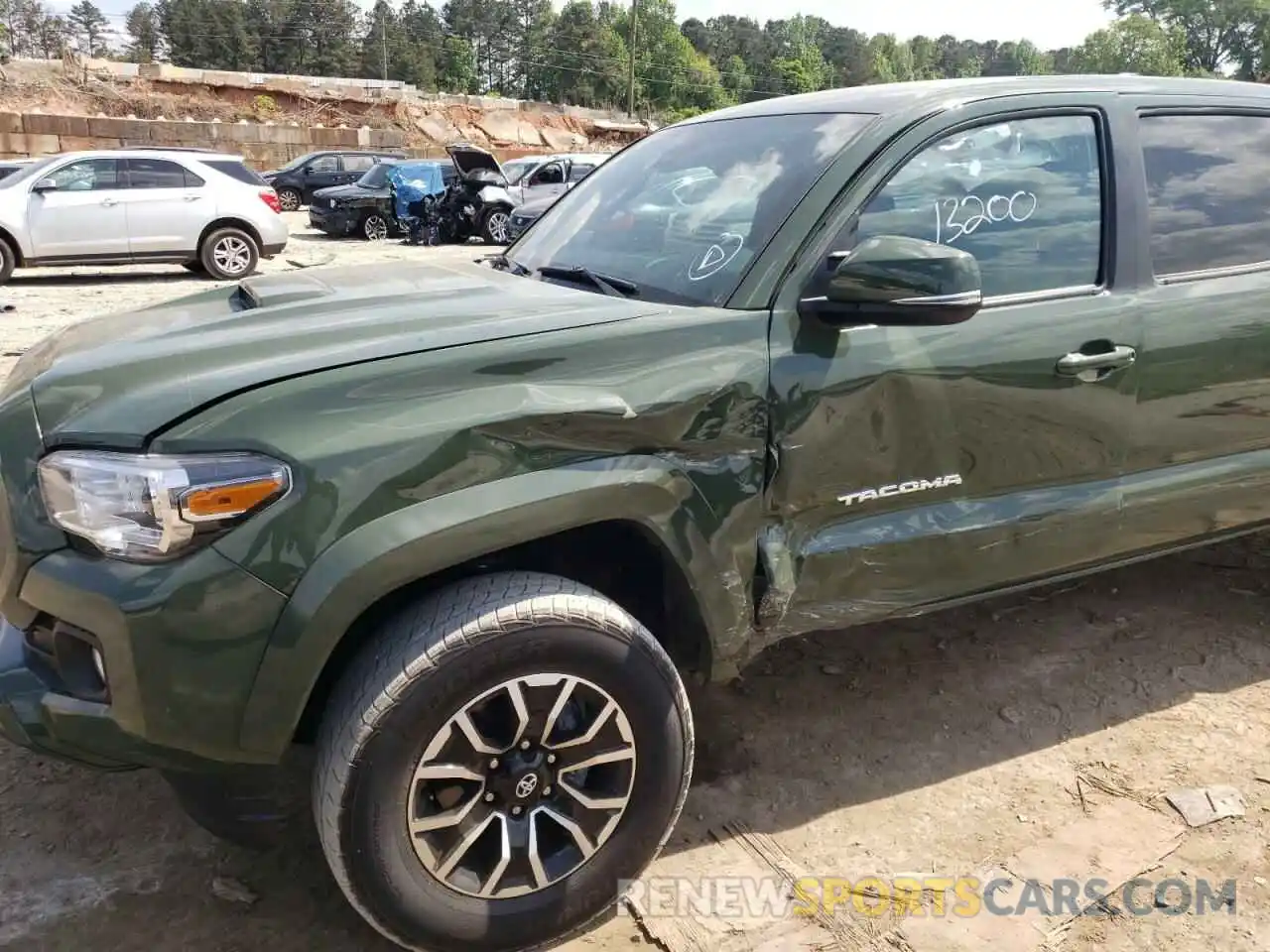 9 Photograph of a damaged car 5TFAZ5CNXMX106032 TOYOTA TACOMA 2021