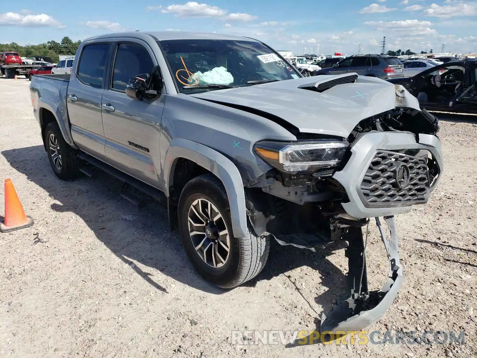 1 Photograph of a damaged car 5TFAZ5CNXMX106435 TOYOTA TACOMA 2021