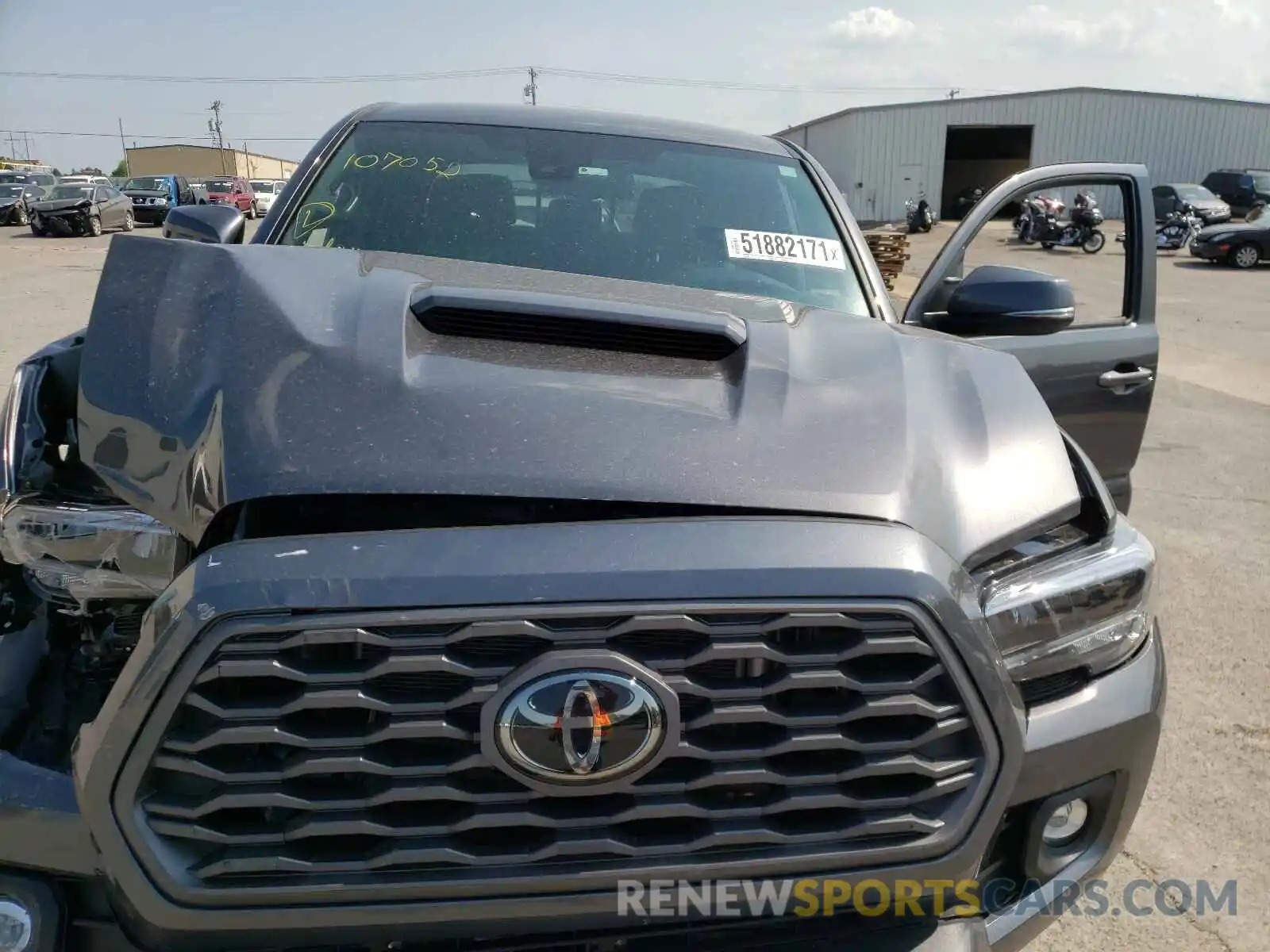 7 Photograph of a damaged car 5TFAZ5CNXMX107052 TOYOTA TACOMA 2021