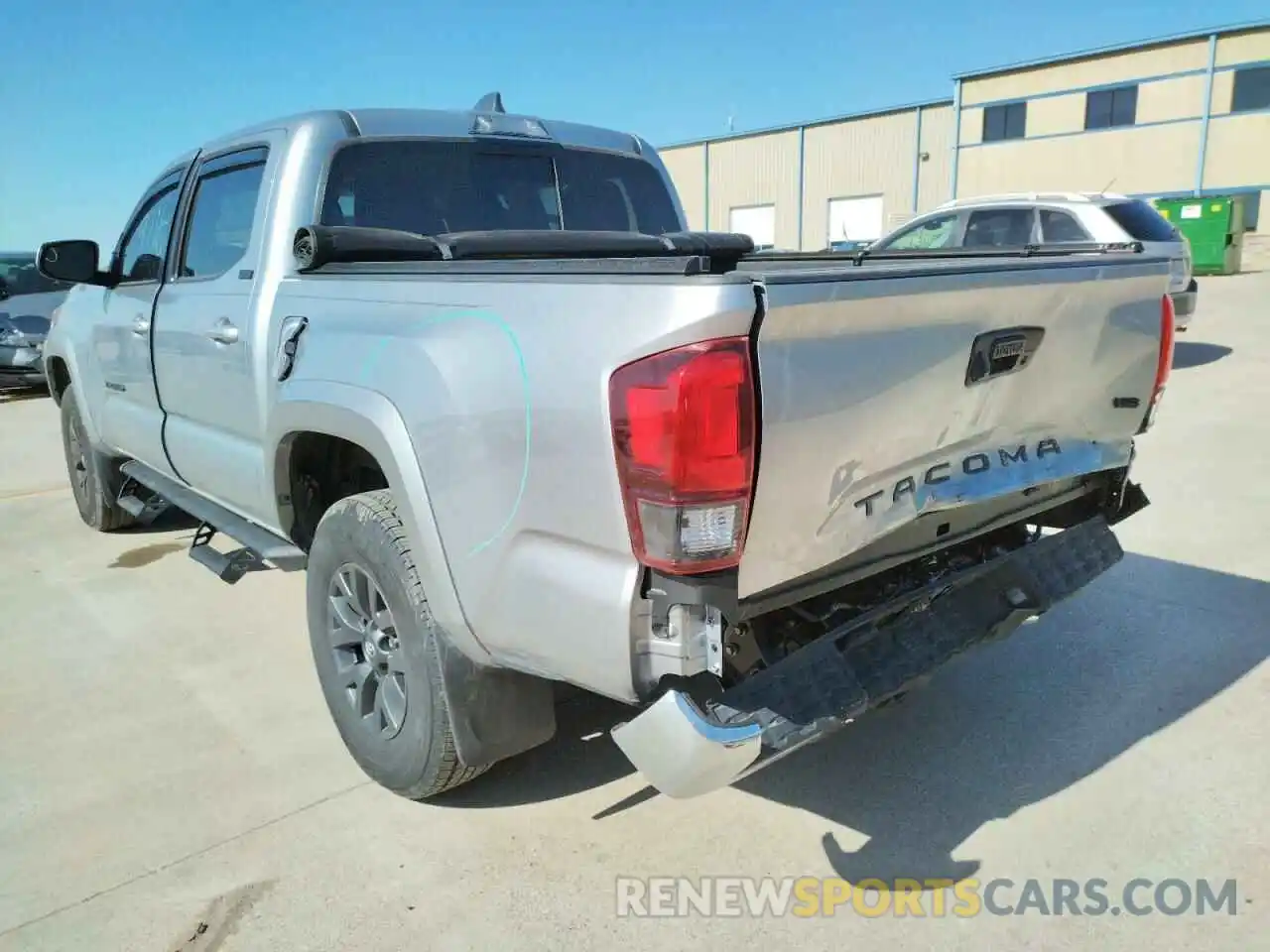 3 Photograph of a damaged car 5TFAZ5CNXMX114602 TOYOTA TACOMA 2021