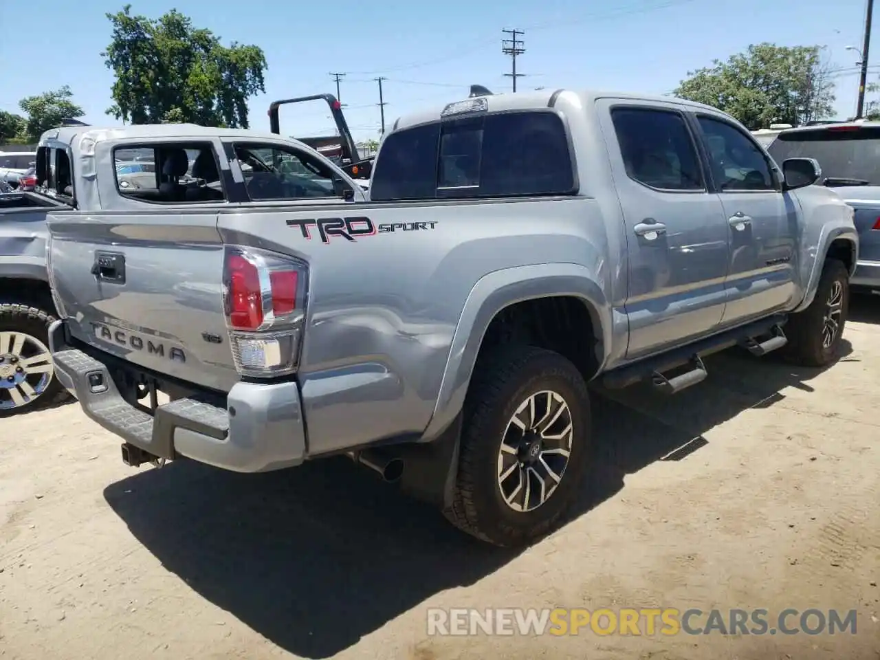 4 Photograph of a damaged car 5TFAZ5CNXMX116317 TOYOTA TACOMA 2021