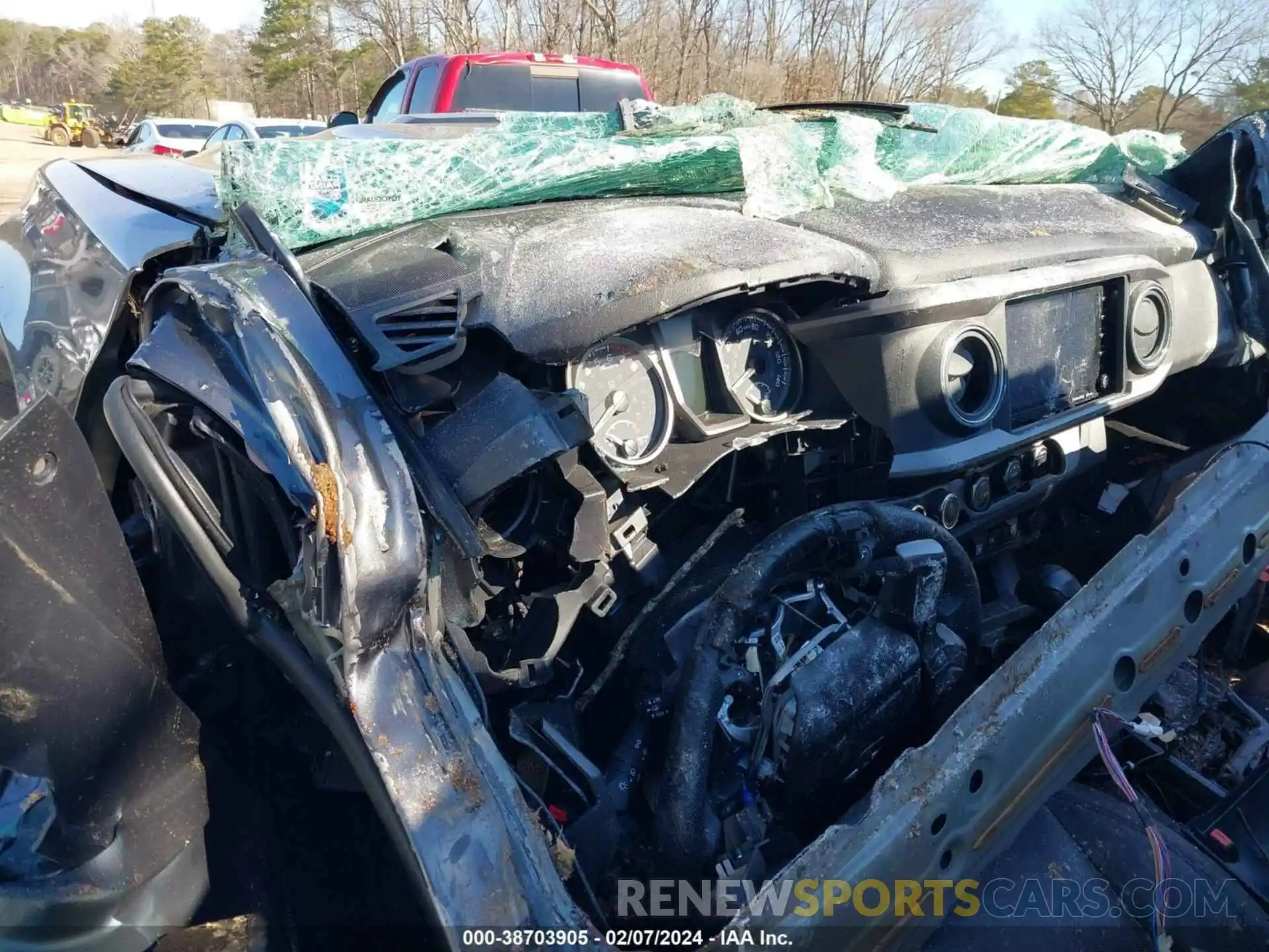 14 Photograph of a damaged car 5TFCZ5AN0MX244383 TOYOTA TACOMA 2021