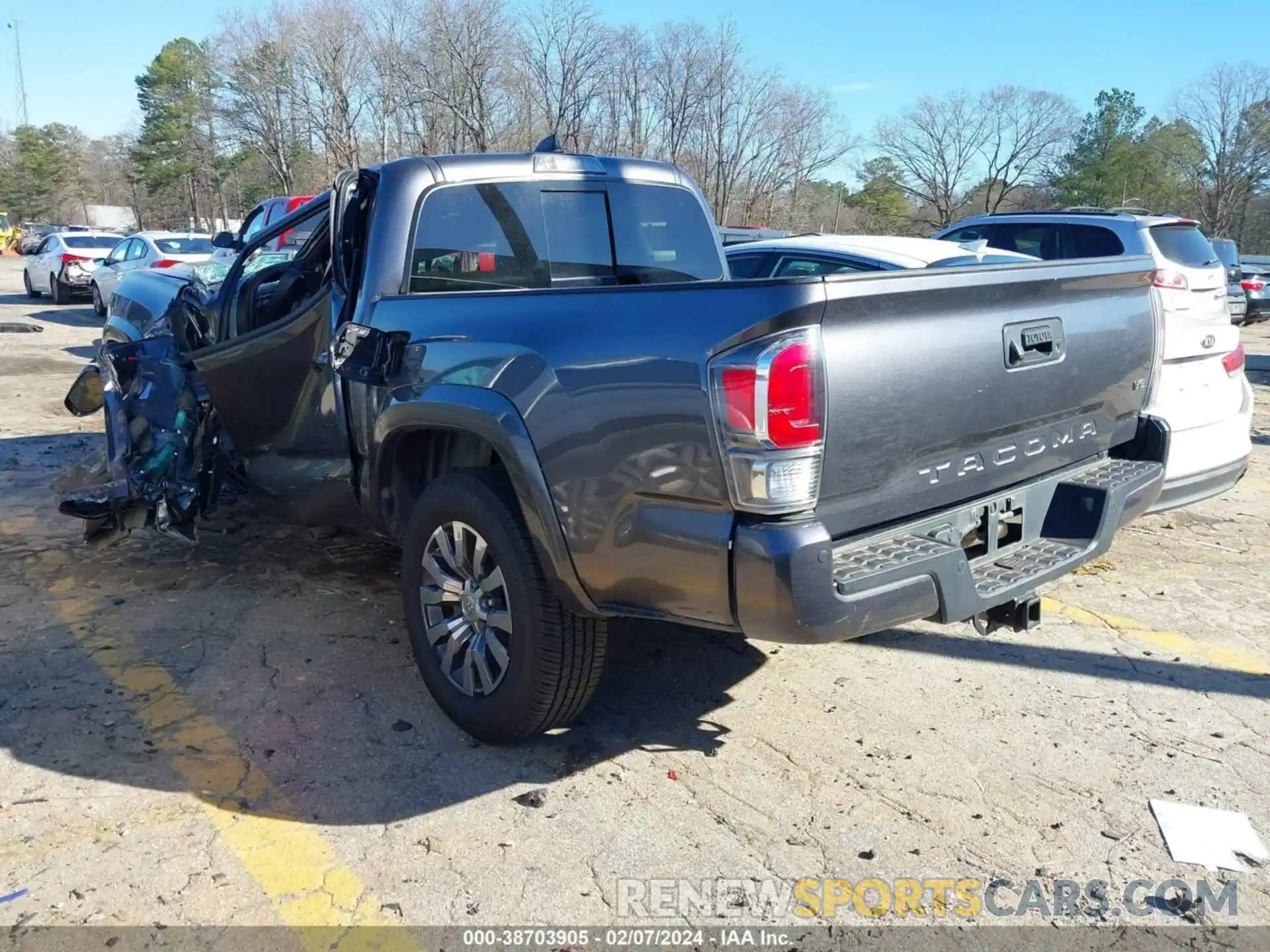 3 Photograph of a damaged car 5TFCZ5AN0MX244383 TOYOTA TACOMA 2021