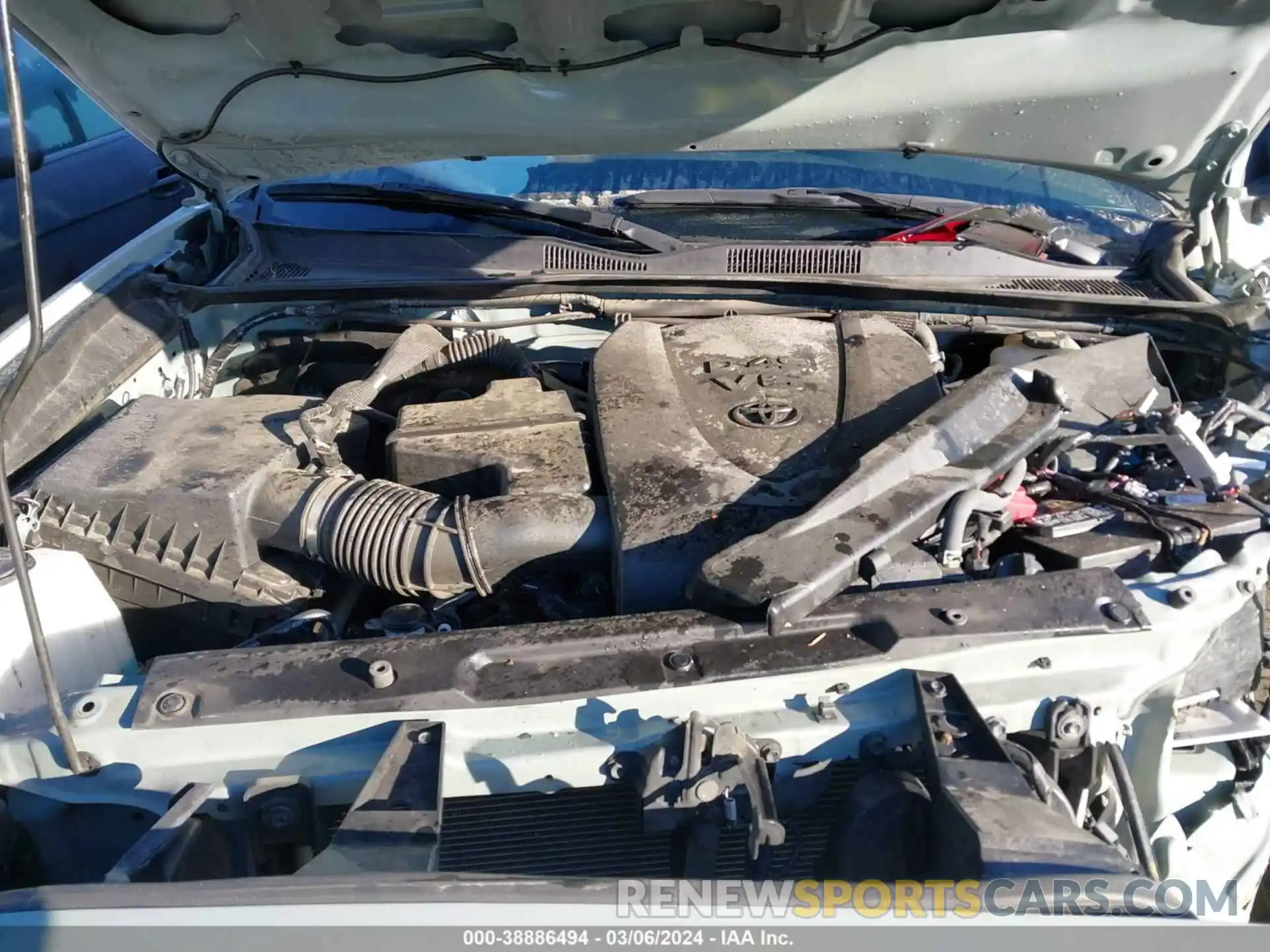 10 Photograph of a damaged car 5TFCZ5AN0MX251401 TOYOTA TACOMA 2021