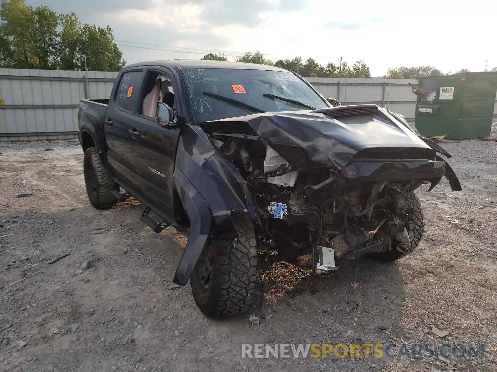 1 Photograph of a damaged car 5TFCZ5AN0MX255626 TOYOTA TACOMA 2021