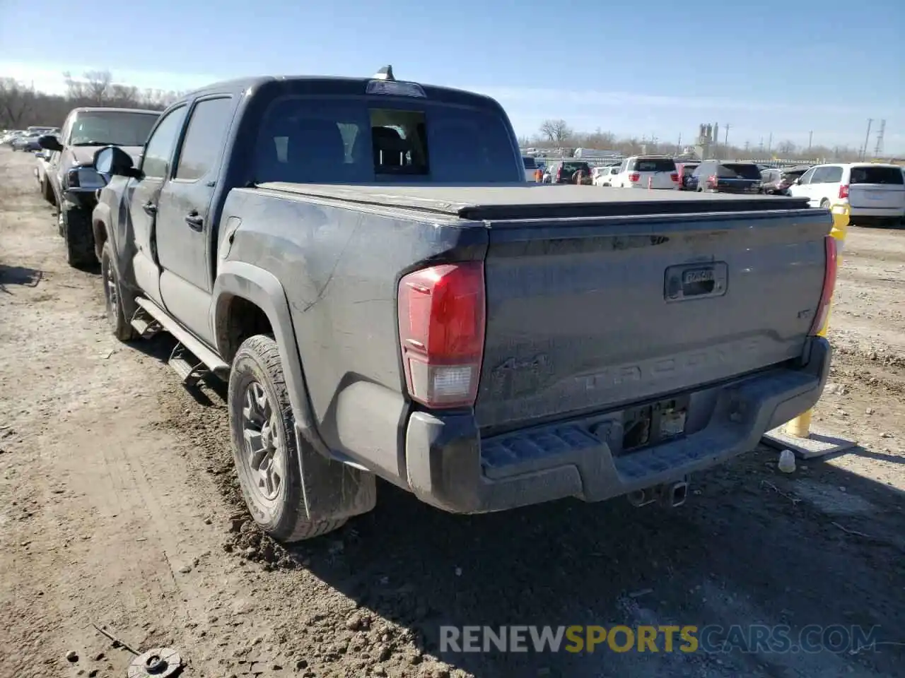 3 Photograph of a damaged car 5TFCZ5AN0MX256050 TOYOTA TACOMA 2021