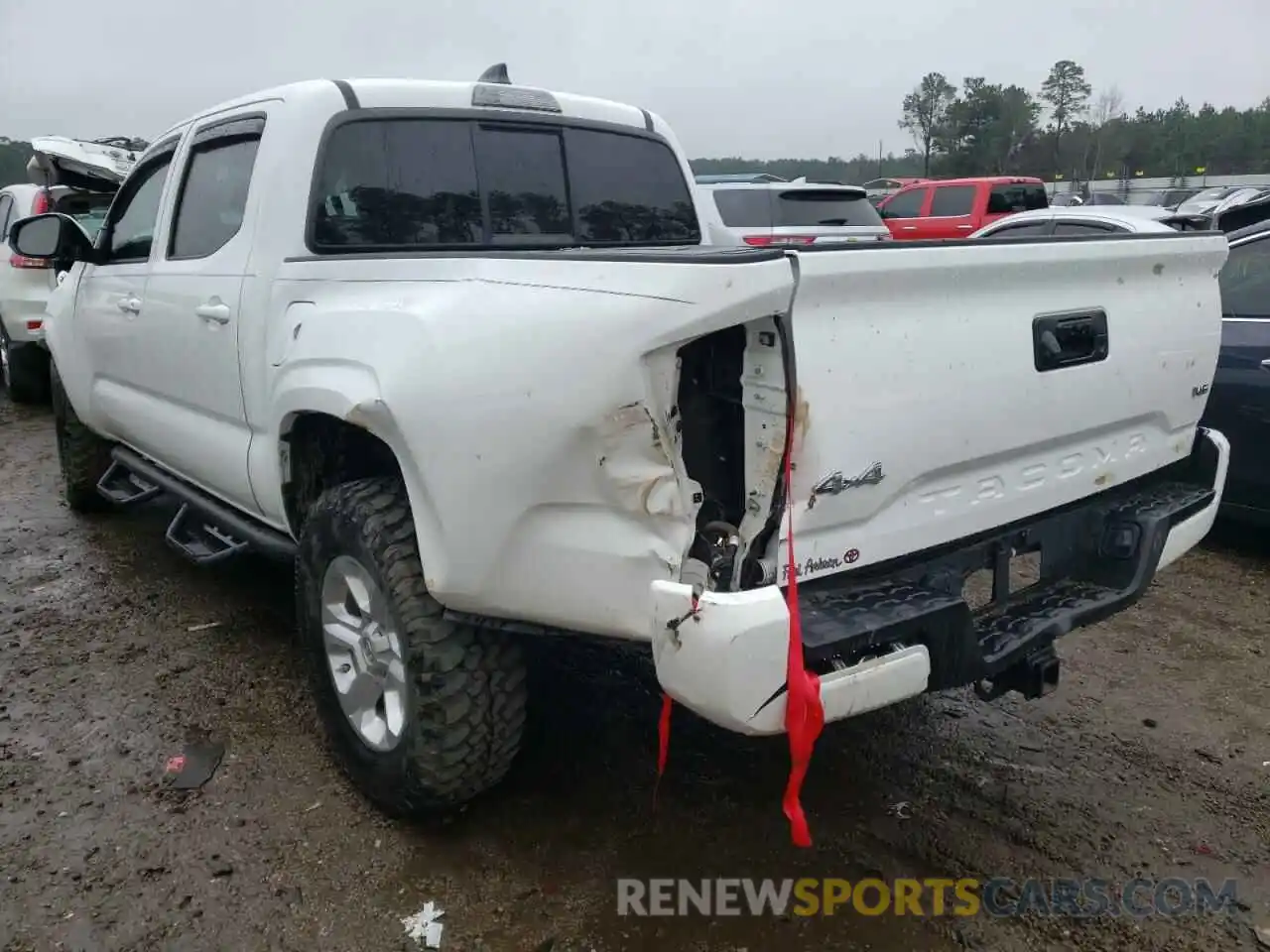 3 Photograph of a damaged car 5TFCZ5AN0MX257926 TOYOTA TACOMA 2021