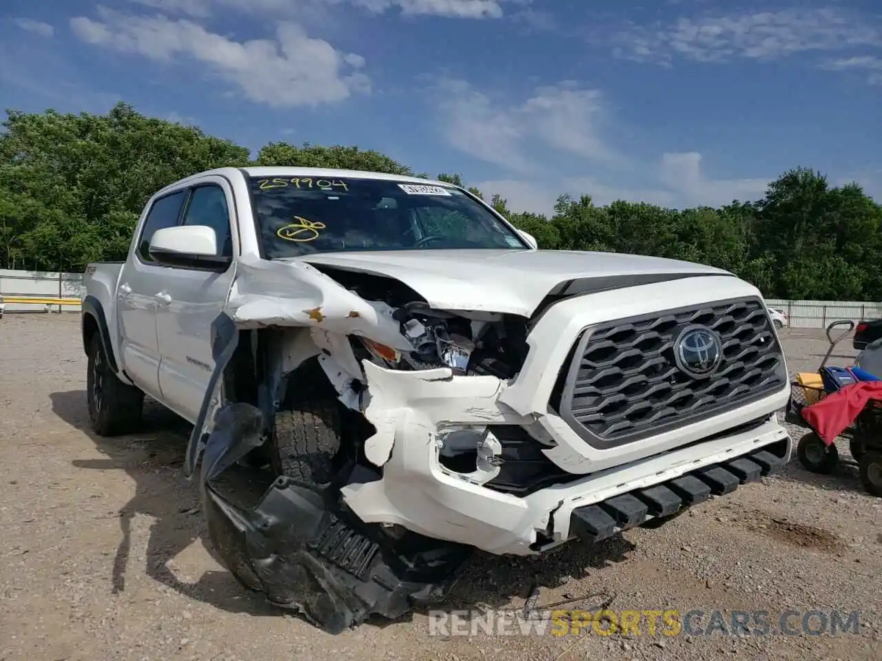 1 Photograph of a damaged car 5TFCZ5AN0MX259904 TOYOTA TACOMA 2021