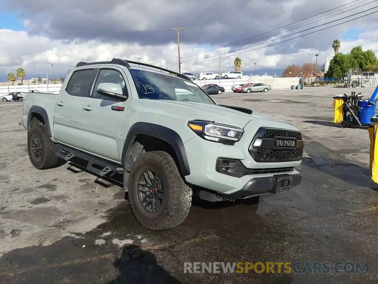 1 Photograph of a damaged car 5TFCZ5AN0MX265251 TOYOTA TACOMA 2021